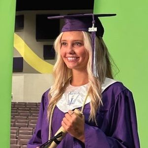 Meet your Posher, Shelby